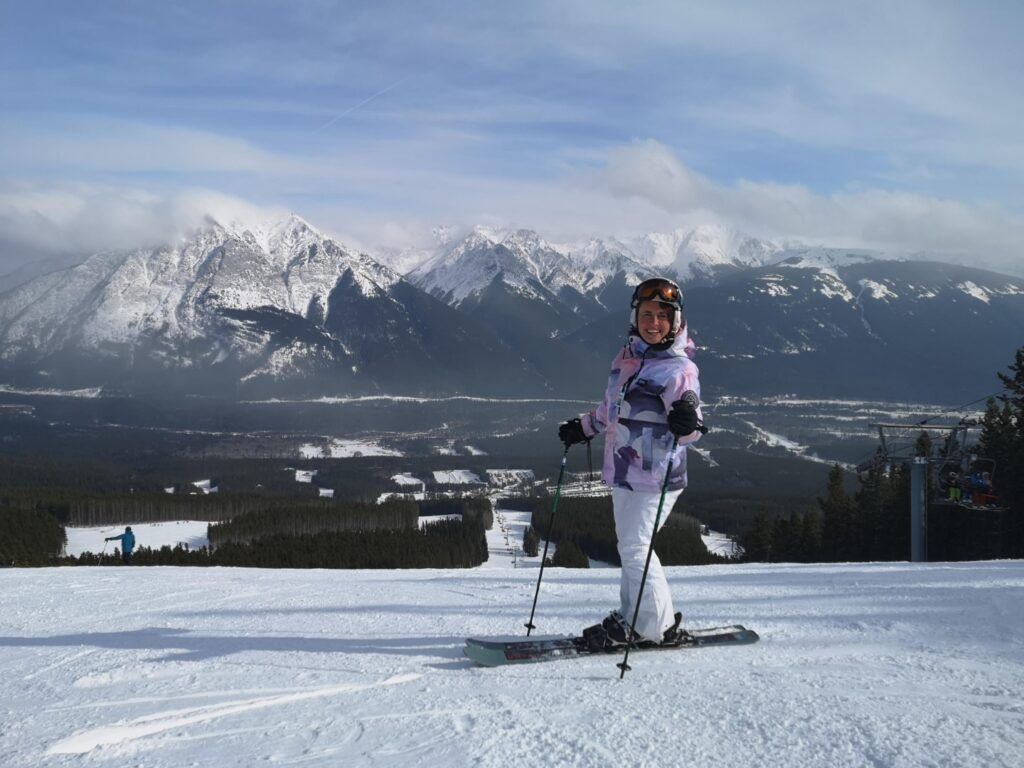 Nakiska Skiing Alberta Mountain Mountains Ceri Coat M&MC