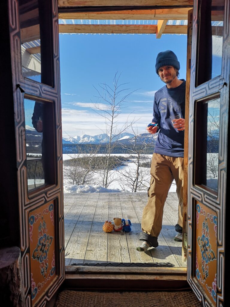 Whitehorse Yukon Yurt  Etienne View Mountains Lake Toby Bluedog SingaporeTed