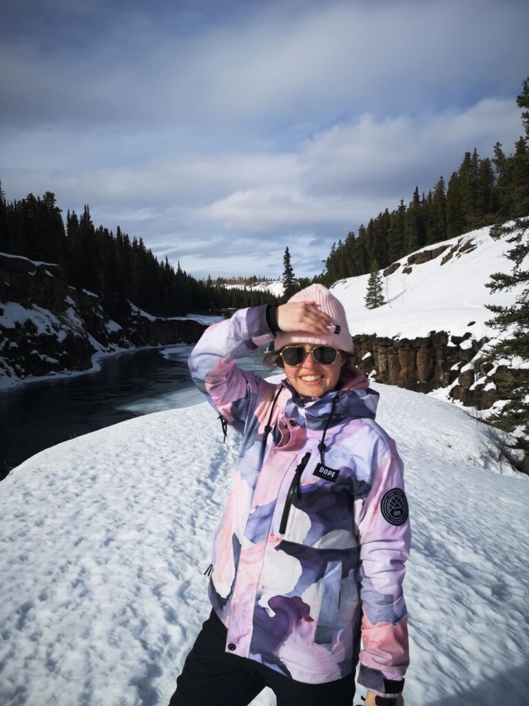 Whitehorse Yukon Miles Canyon MilesCanyon Hike Hiking YukonRiver River RiverYukon Ceri Coat M&MC