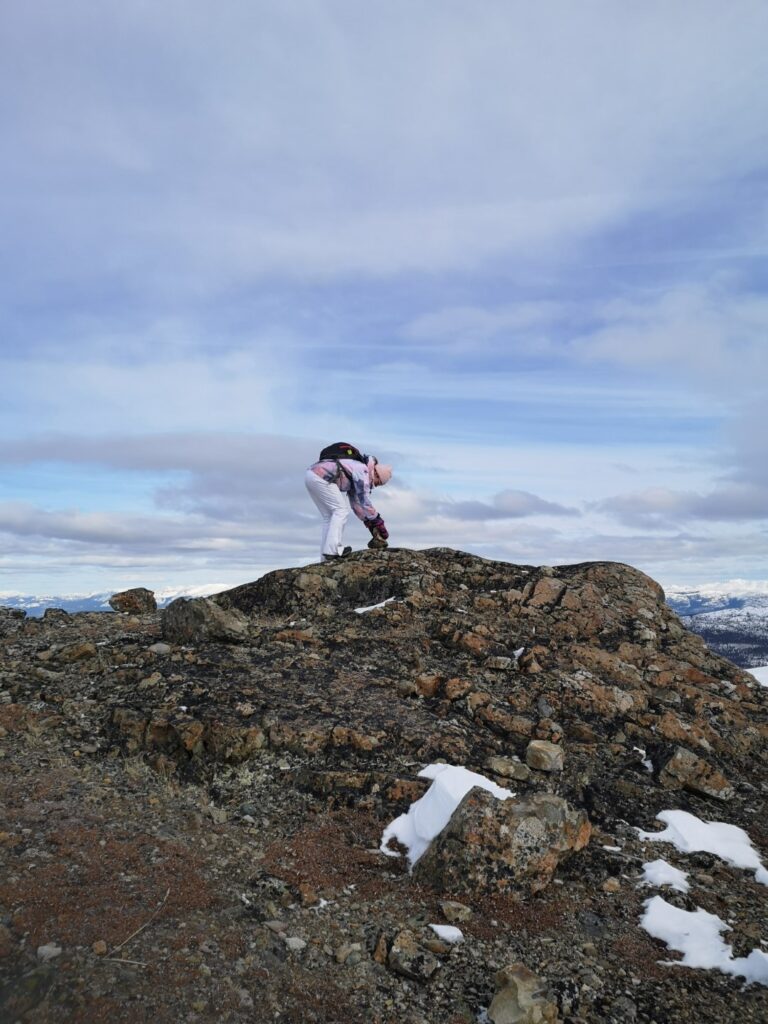 Whitehorse Yukon FishLake Bonneville Peak BonnevillePeak Hike Hiking  Ceri Coat M&MC